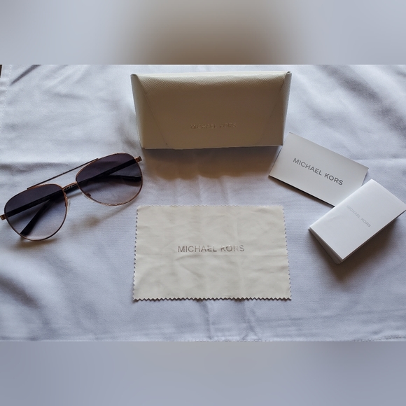 Michael Kors MK 5007 HVAR Pilot Sunglasses - Picture 8 of 9